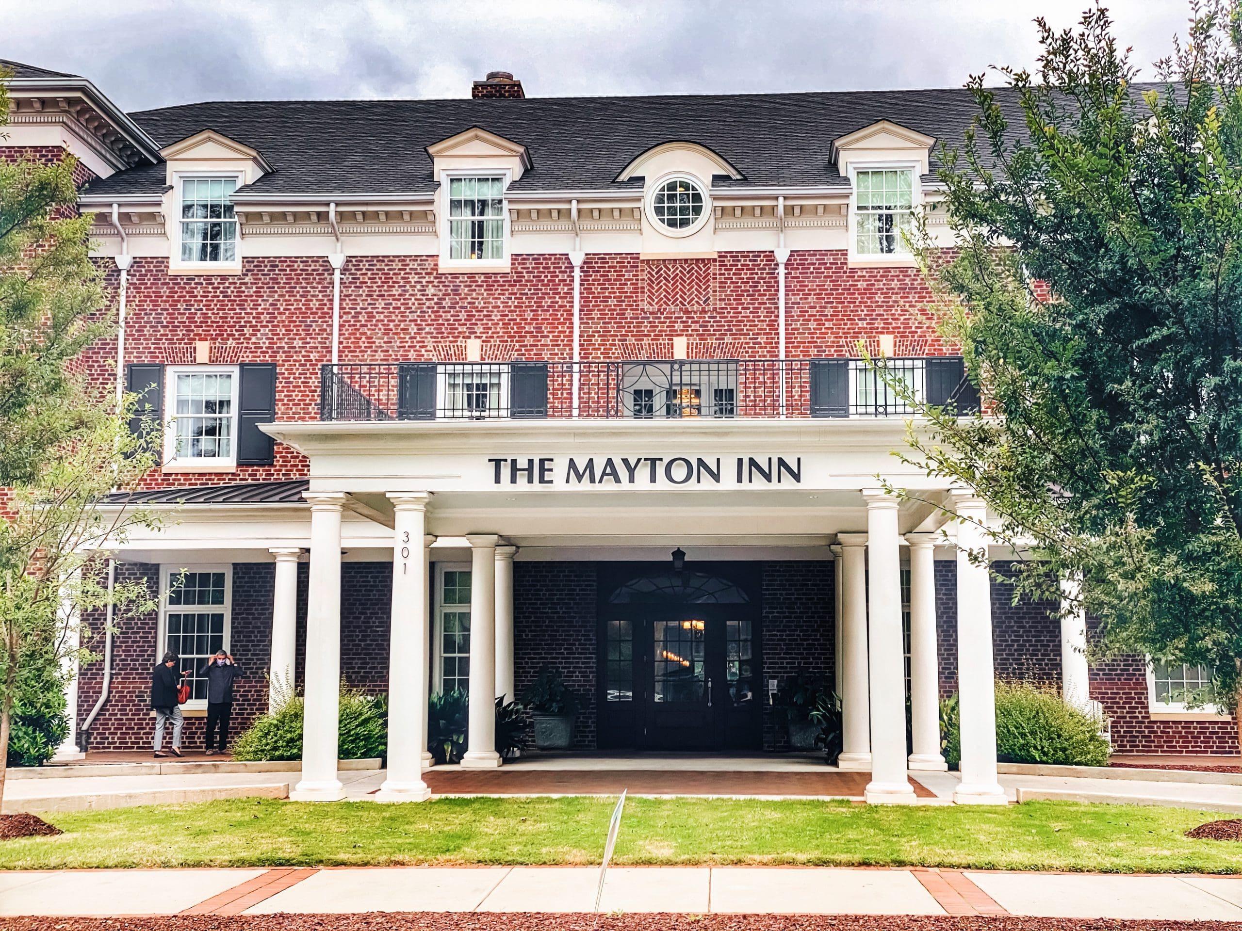 Mayton Inn