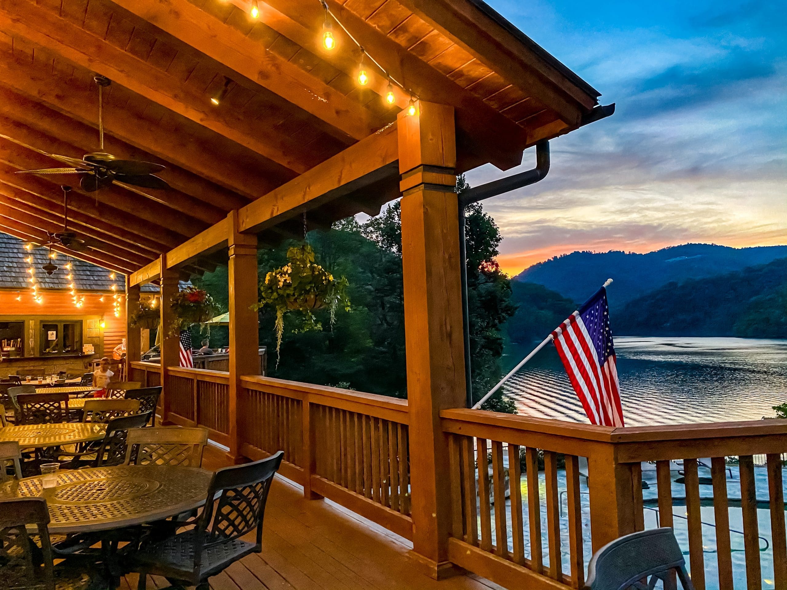 Lake club