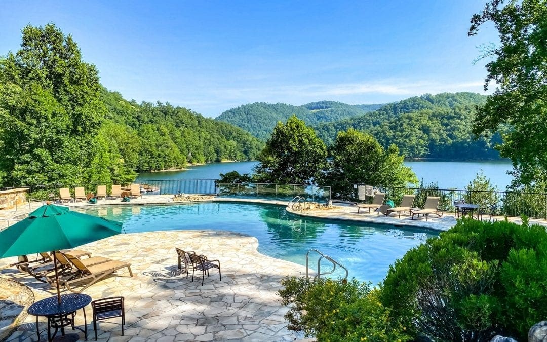 Bear Lake Reserve: Everything You Need To Know About This NC Mountain Resort
