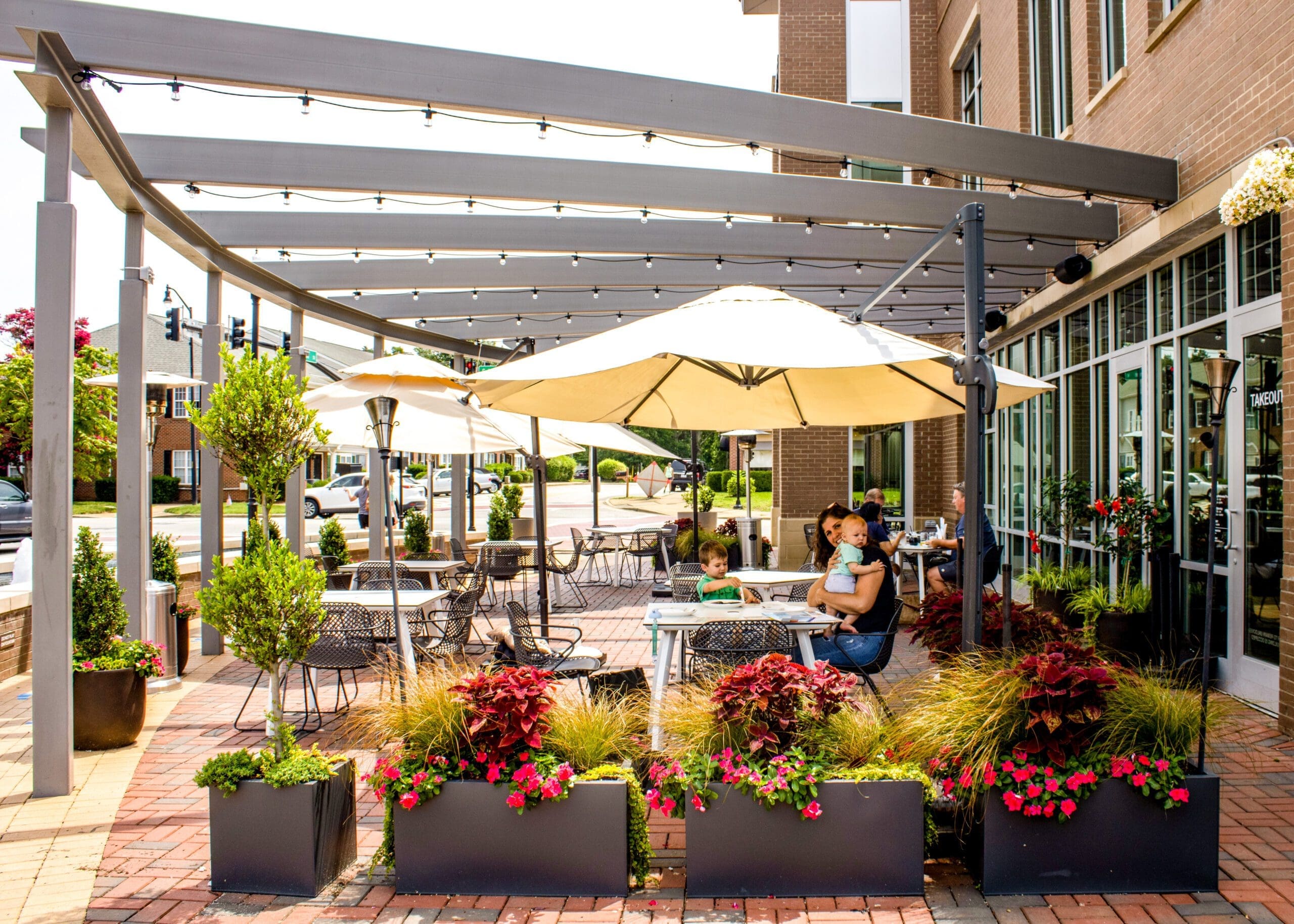 Osha Thai Kitchen & Sushi Patio