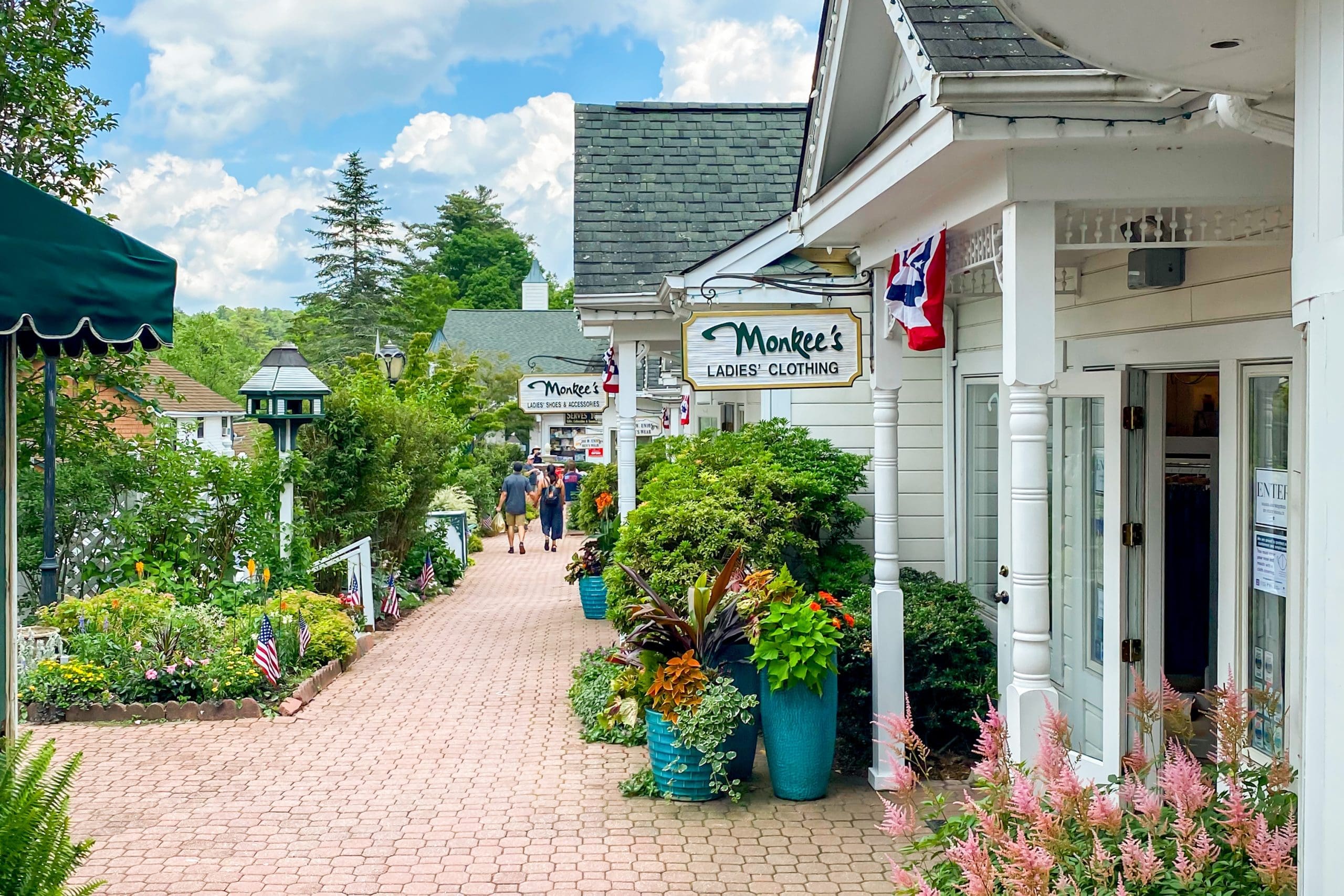 Blowing Rock NC mountain village — gateway to High Country land and real estate